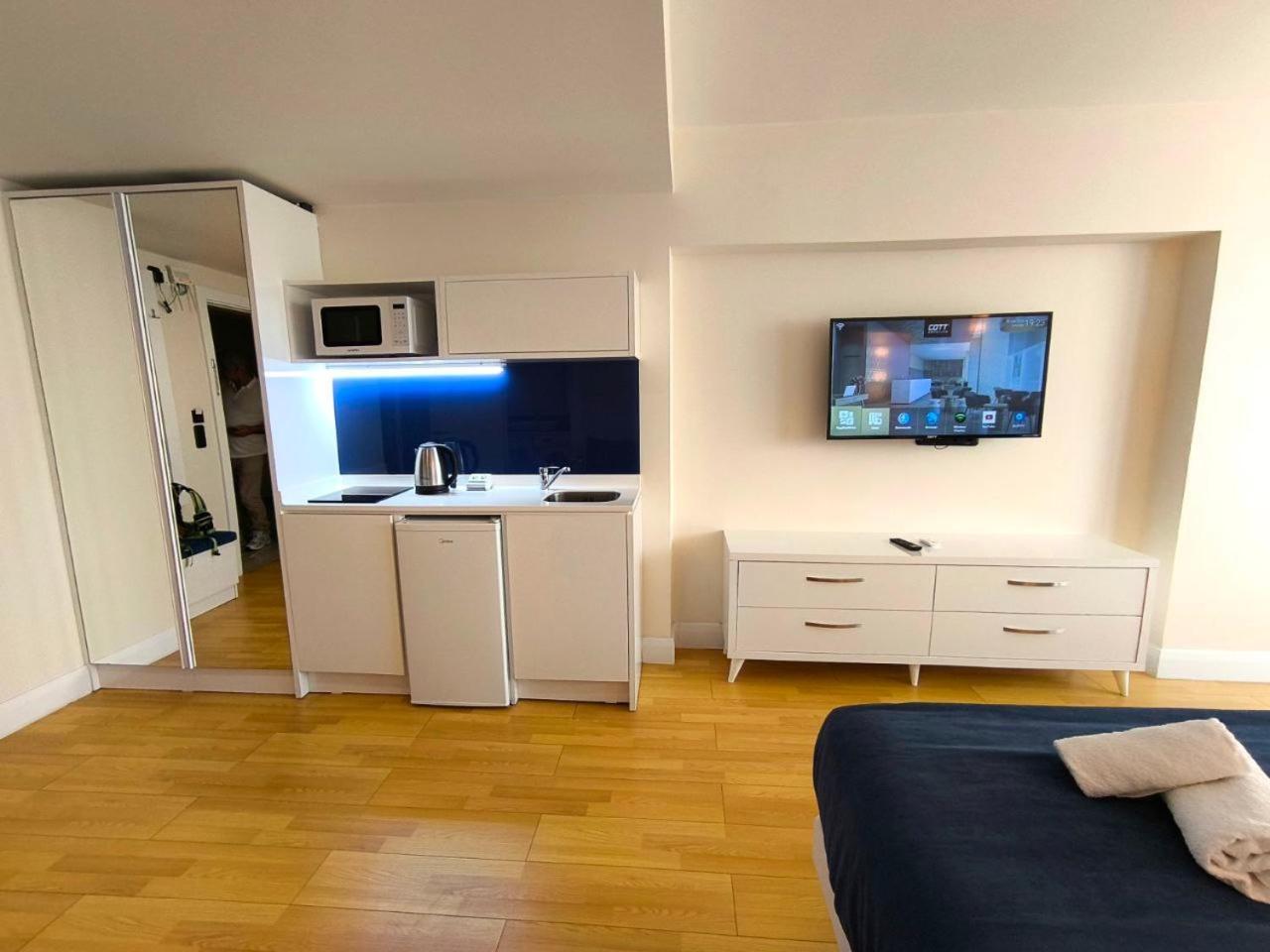 Orbi-City Batumi Apartments Sea View Экстерьер фото